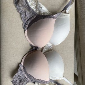 Set of two Victoria’s Secret dream angels bra 34B